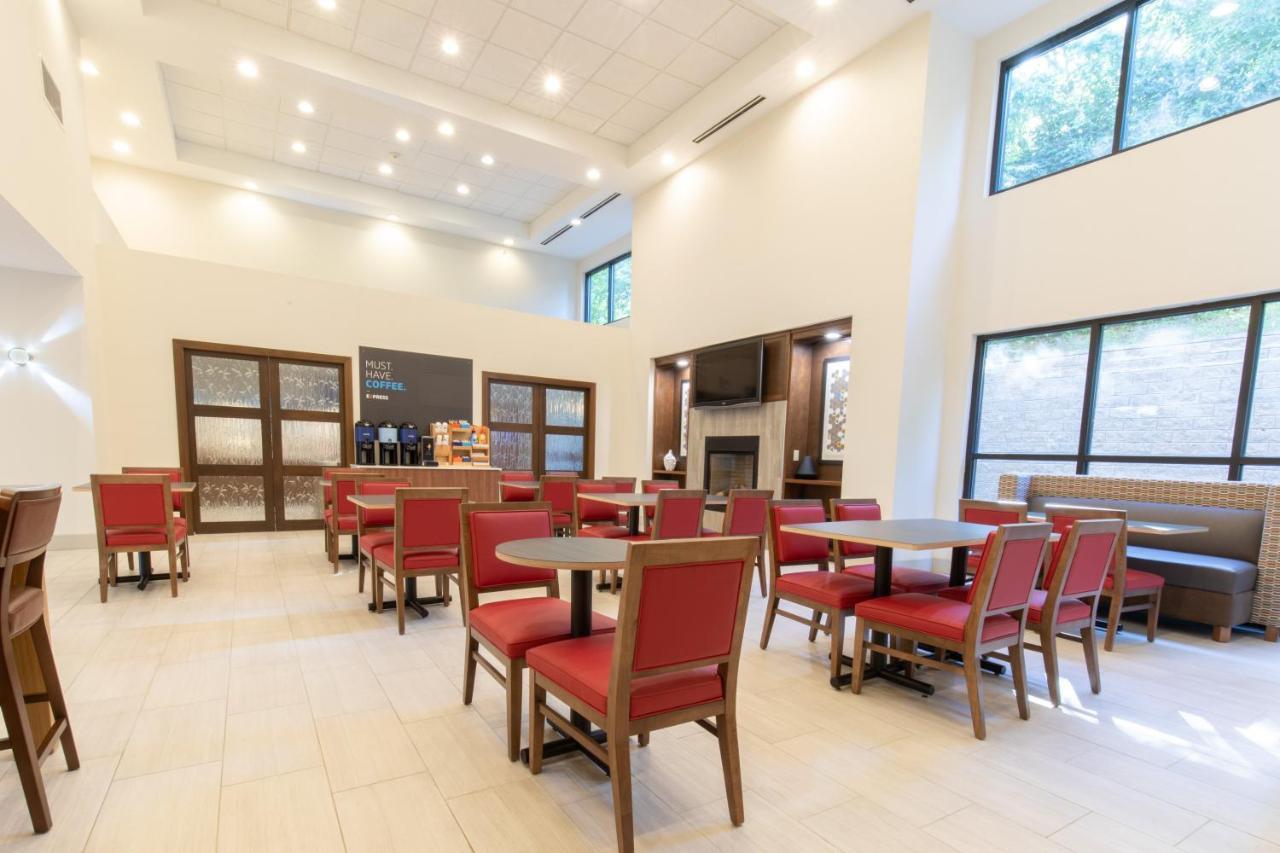 Holiday Inn Express Johnson City By Ihg Buitenkant foto