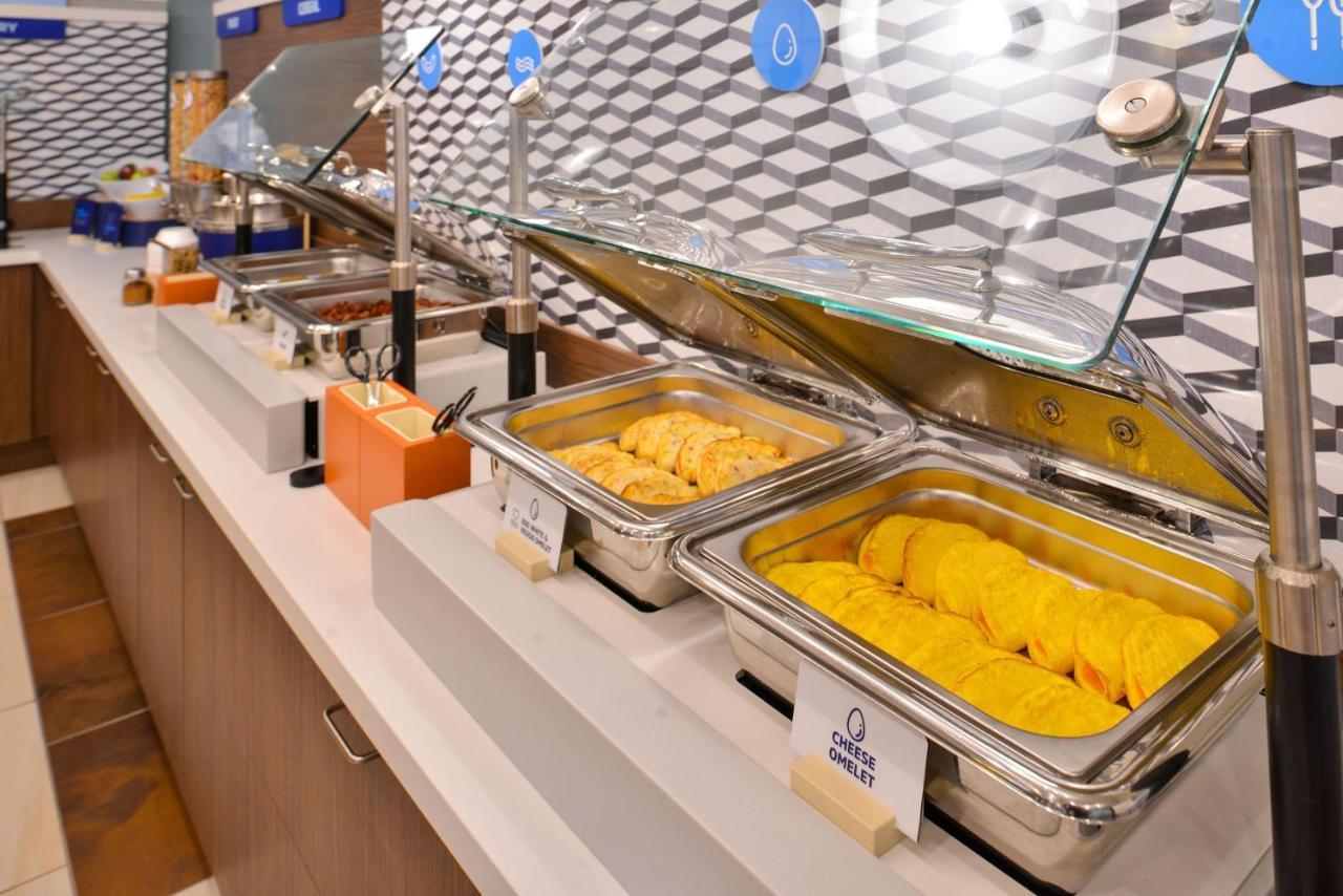 Holiday Inn Express Johnson City By Ihg Buitenkant foto